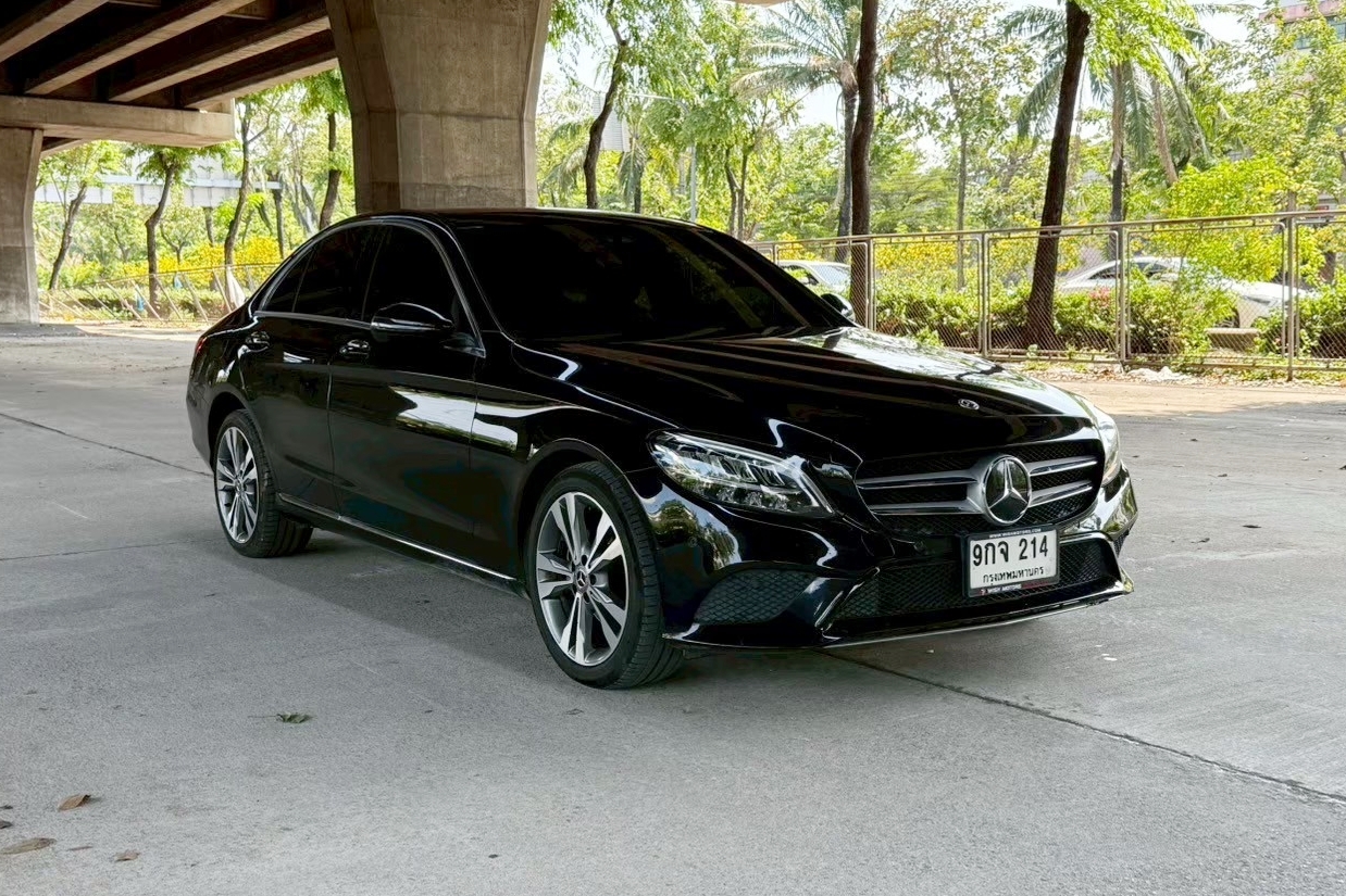 Mercedes-Benz  C220d W205 AT ปี 2019 รถมือสอง ขายถูก 3