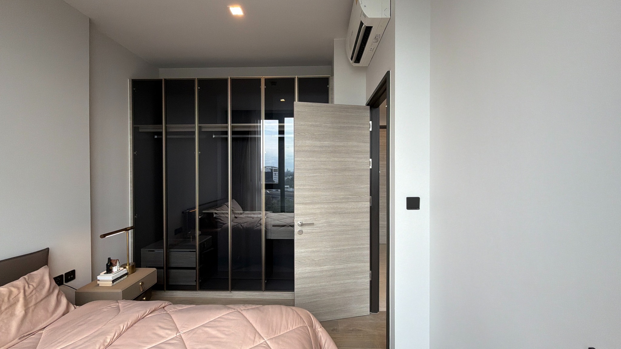 คอนโด The Crest Park Residences 8