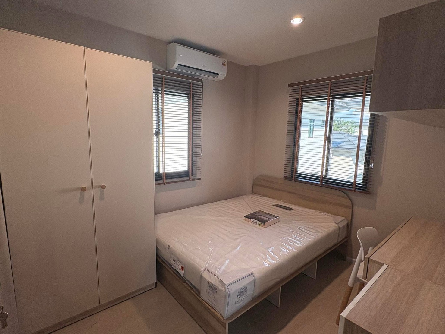 บ้านให้เช่า/For Rent บ้านเดี่ยว 2 ชั้น 55 ตร.วา พร้อมอยู่ 3 ห้องนอน 3 ห้องน้ำ แวดล้อมไปด้วยสถานที่สำคัญ เดินทางสะดวกสบาย สิ่งอำนวยความสะดวกครบครัน 11