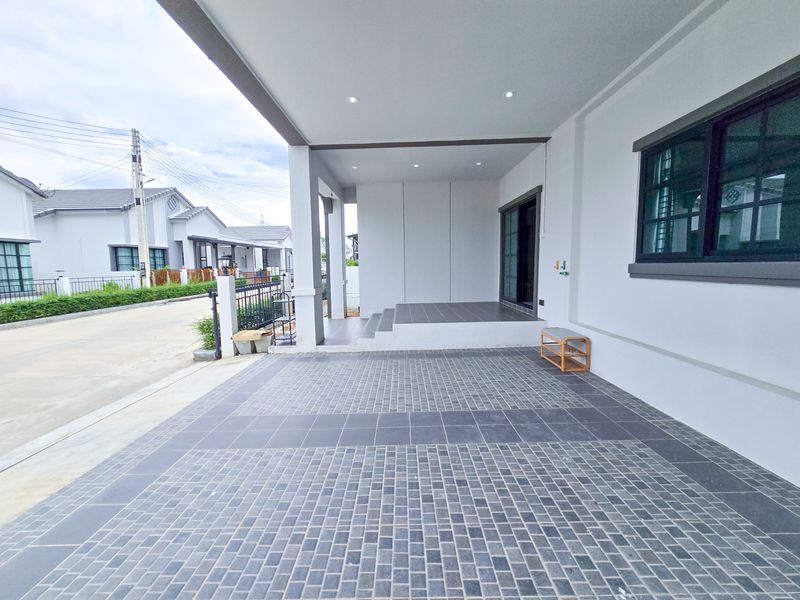 ขาย บ้านเดี่ยวชั้นเดียว มบ. เดอะ มิลตัน ปลวกแดง-มาบยางพร 50ตรว. บ้านสวย เพื่อนบ้านดี ฟรีของแถมในบ้านหลายรายการ