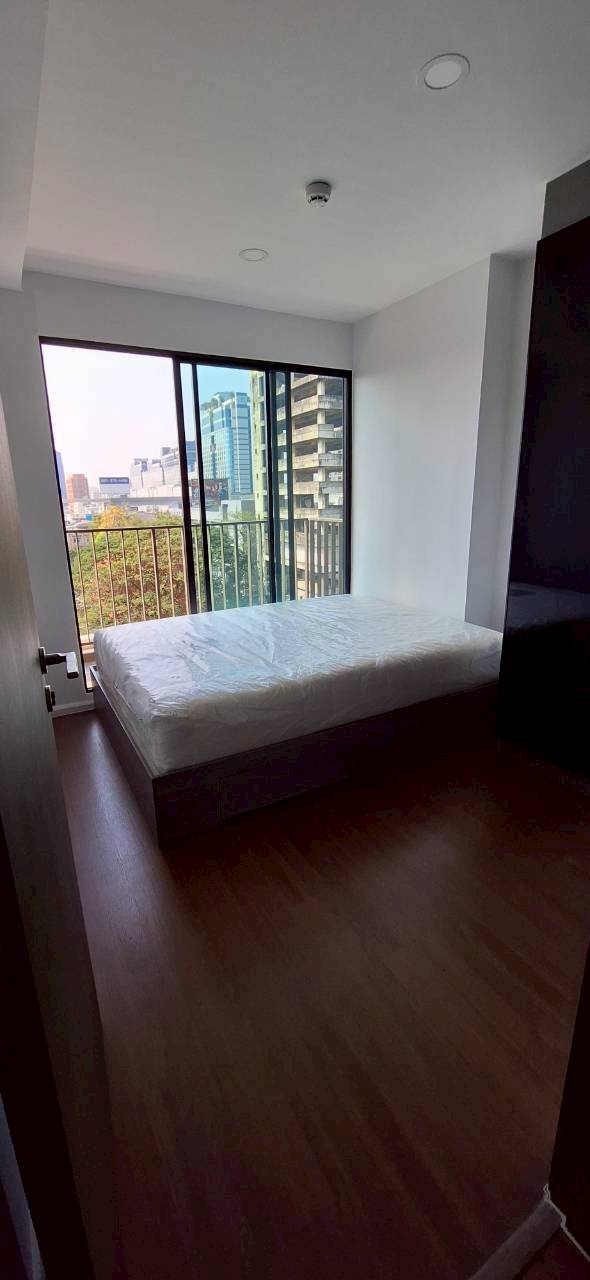 คอนโด ดิออริจิ้น รัชดา–ลาดพร้าว (The Origin Ratchada–Ladprao) ทำเลศักยภาพ พร้อมอยู่! ชั้น 8 ห้องมุม วิวดีสุด ติด MRT ลาดพร้าว+ สายสีเหลือง 7