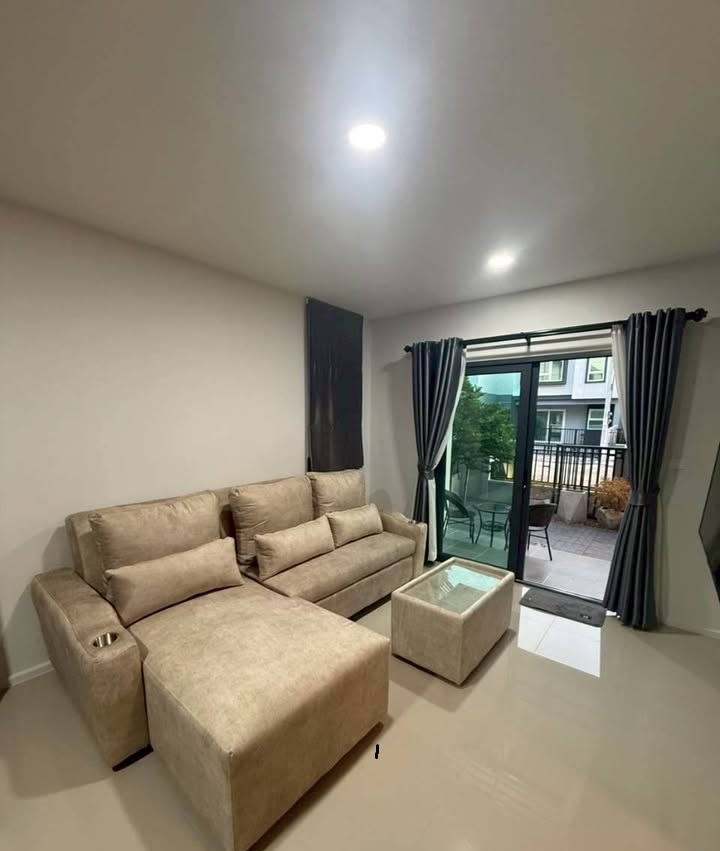ขายบ้านเดี่ยวพร้อมอยู่ พร้อมเฟอร์นิเจอร์ โครงการเซนส์ บางนา-สุวรรณภูมิ ถนนกิ่งแก้ว บางพลี สมุทรปราการ. 8