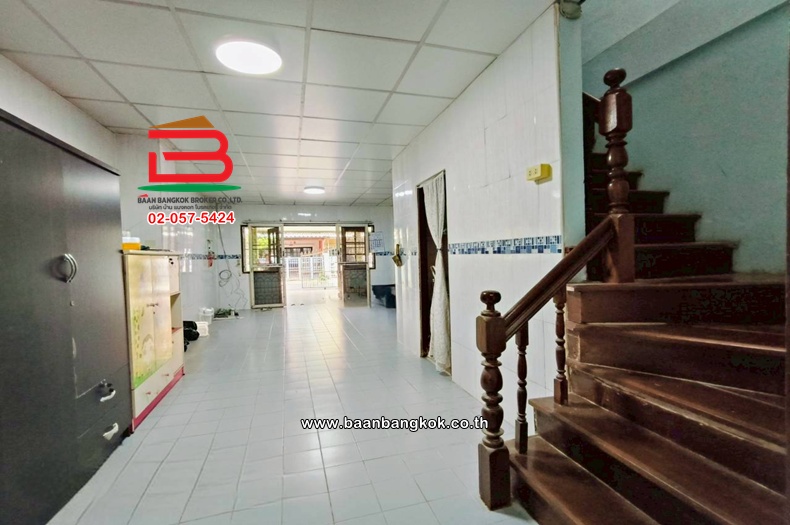 ขาย/เช่า ทาวน์เฮาส์ 2 ชั้น เนื้อที่ 34 ตร.ว. หมู่บ้านธารทอง 2 (ซอยวัดลาดปลาดุก) ถนนกาญจนาภิเษก ตำบลบางรักพัฒนา อำเภอบางบัวทอง นนทบุรี 7