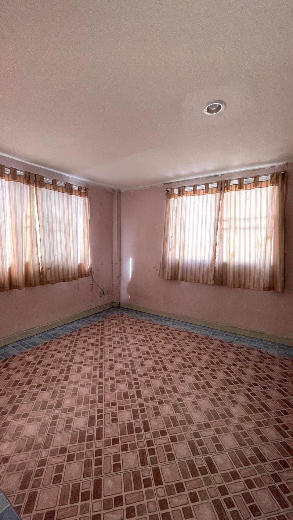 ขายบ้านเดี่ยวโกลเด้นเพลส ฉลองกรุง22 10