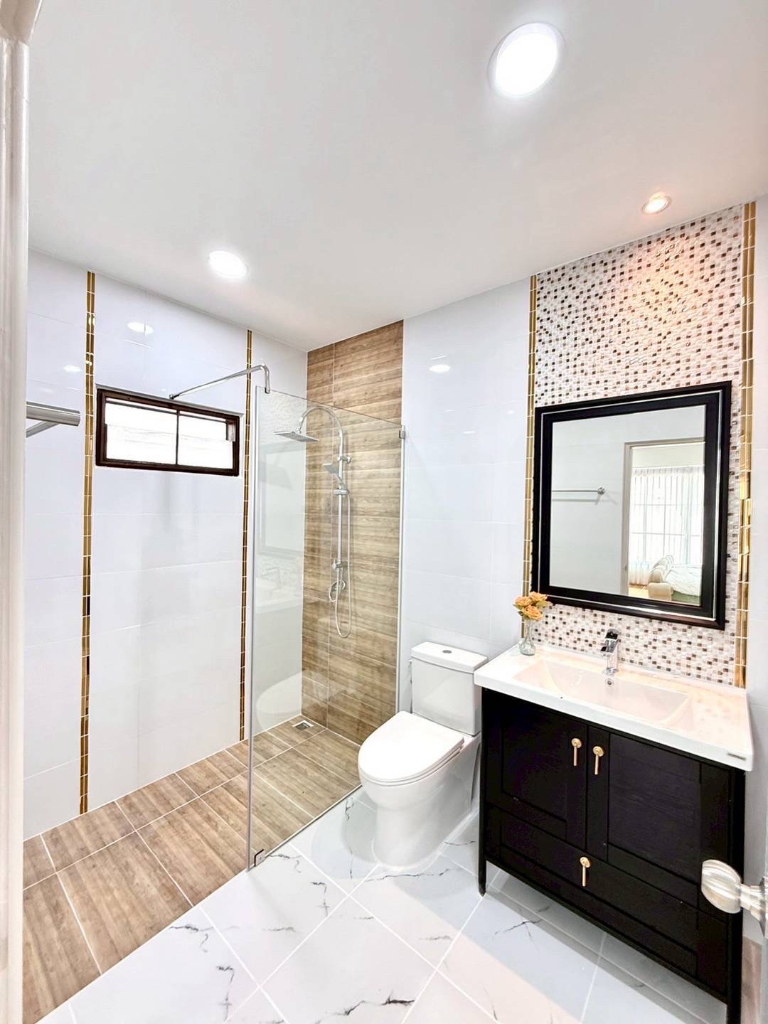 บ้านเดี่ยวพร้อมอยู่ ทำเลดี ใกล้แหลมฉบัง – ทุ่งกราด 4,500,000 12