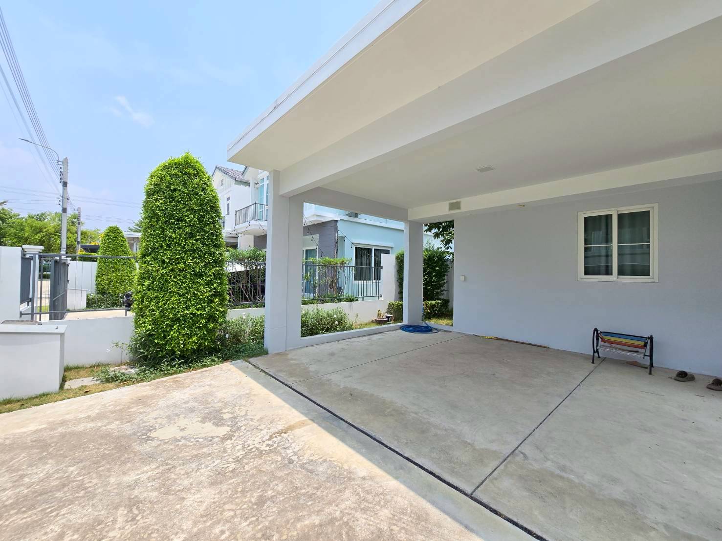 ขายบ้านเดี่ยวมือสอง โครงการ วิลลาจจิโอ บางใหญ่ (Villaggio Bang Yai) หลังมุม เนื้อที่กว้างถึง 53.30 ตร.ว. ใกล้รถไฟฟ้าสายสีม่วงสถานีคลองบางไผ่ 4
