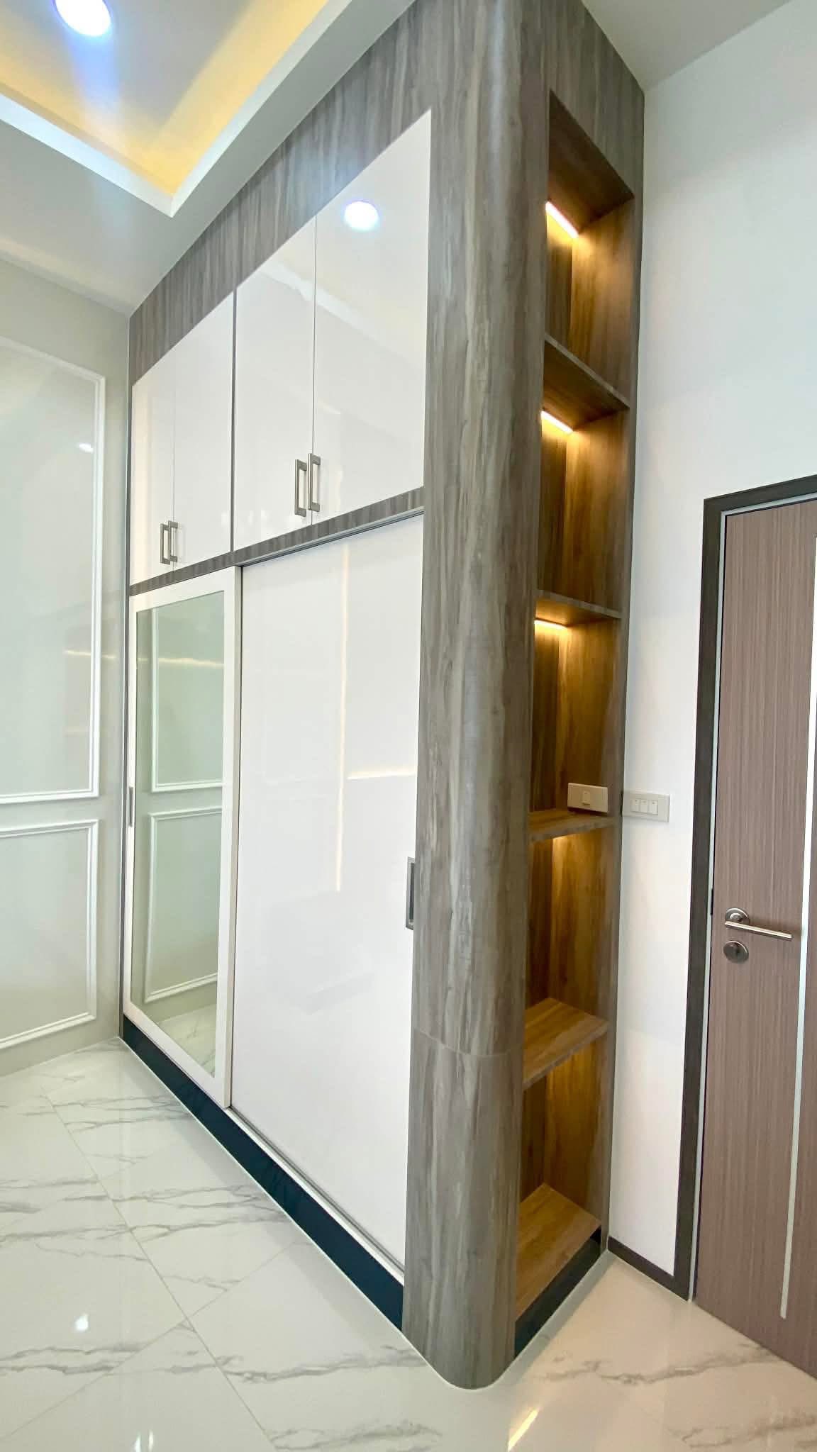For Sale ขายบ้านพูลวิลล่าหรู บ้านใหม่มือ 1 17