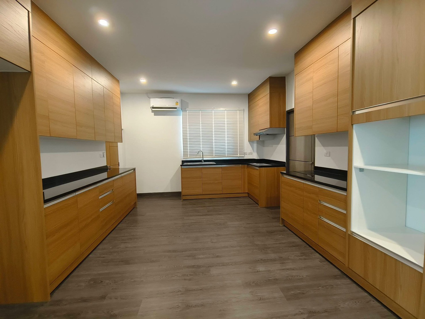ให้เช่าบ้านเดี่ยว 3 ชั้น สุขุมวิท 65 (เอกมัย) ใกล้ BTS เอกมัย (N.2187) 9