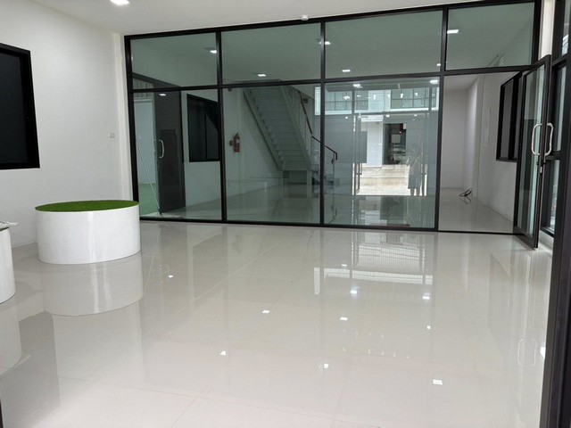 ให้เช่าโกดังใหม่พร้อมออฟฟิศ 504 ตรม. เนื้อที่ 220 ตรว. โครงการ Prime Estate (ไพร์ม เอสเตท) บางนา เทพารักษ์ กม.25 6