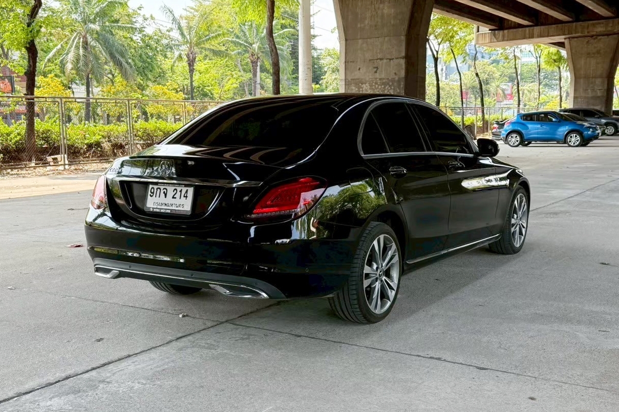 Mercedes-Benz  C220d W205 AT ปี 2019 รถมือสอง ขายถูก 5
