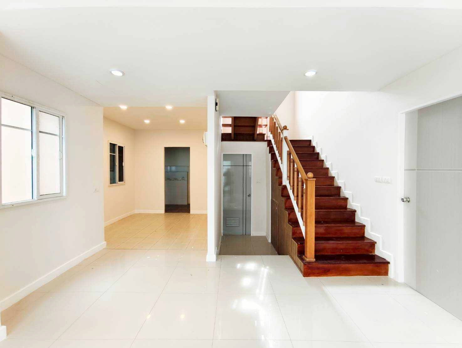 ขายบ้านเดี่ยว หลังรีโนเวททั้งหลังพร้อมอยู่ ใกล้ฟิวเจอร์เจอร์ พาร์ค รังสิตโครงการภัสสรเพรสทีจ รังสิต-คลอง 2 12