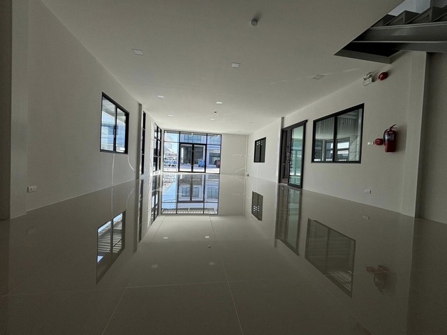 ให้เช่าโกดังใหม่พร้อมออฟฟิศ 504 ตรม. เนื้อที่ 220 ตรว. โครงการ Prime Estate (ไพร์ม เอสเตท) บางนา เทพารักษ์ กม.25 5