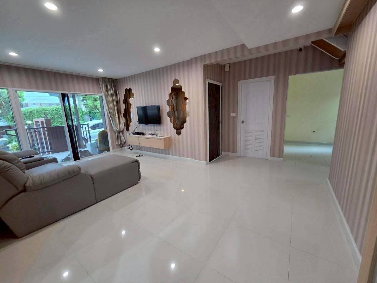 ให้เช่าบ้านเดี่ยว passorn prestige luxe (ภัสสร เพรสทีจ ลุกซ์) บ้านหลังมุม พัฒนาการ 44 (N.2173) 3