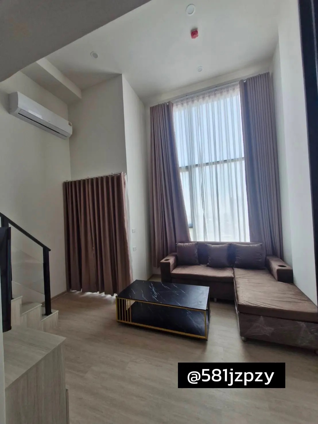 duplex 2ชั้นเพดานสูง 10