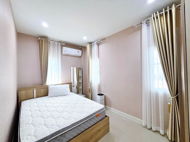 บ้านเดี่ยว 2ชั้น สระว่ายน้ำ 52ตร.วา 4นอน 3น้ำ อยู่วิทยา ใกล้ มเทคโนโลยีมหานคร 900 ม.บิ๊กซี หนองจอก2.23กม. แม็คโคร 5แอร์ 7