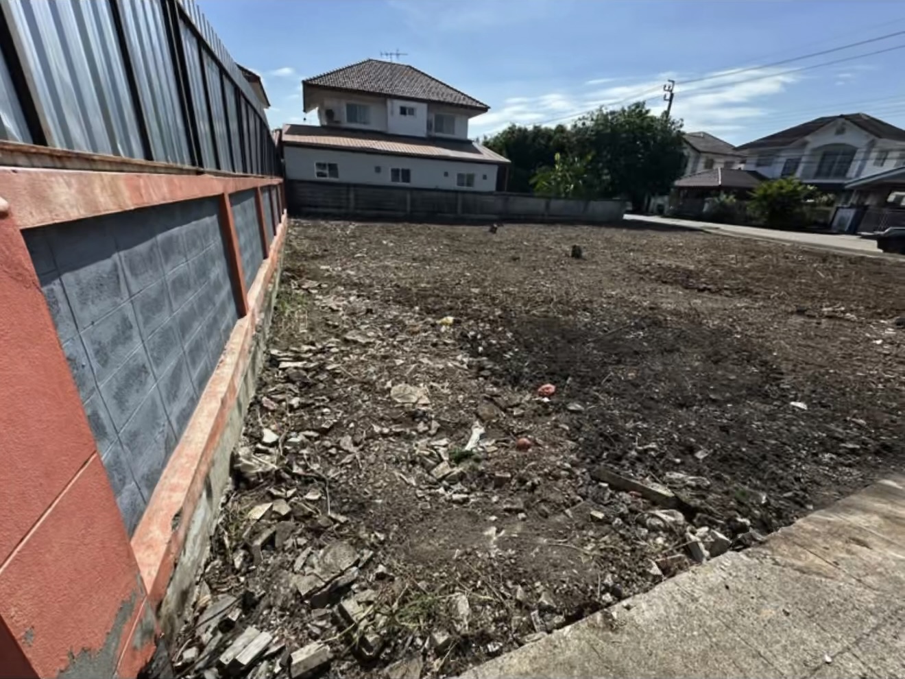 ที่ดินเปล่า【หมู่บ้าน นันท์นลินปาร์คโฮมเฟส 4】 • 100 ตารางวา • หนองจอก • กรุงเทพ | เจ้าของขายเอง 6