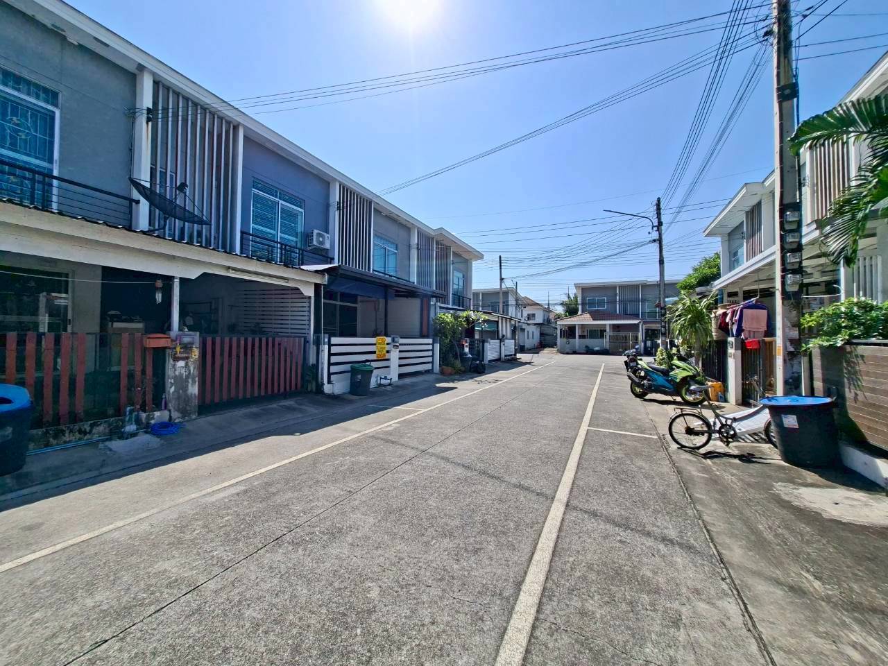 ขายบ้าน 2 ชั้น หมู่บ้านพฤกษา 93 พหลโยธิน-นวนคร คลอง1 คลองหลวง 3