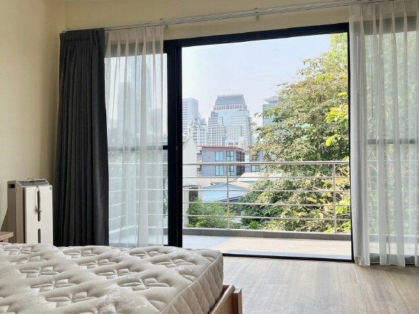 ให้เช่าบ้านเดี่ยวใจกลางสาทร ขนาด 252 ตรม. บนที่ดิน 63 ตรว. พิกัดถนนนราธิวาสราชนครินทร์ แขวงทุ่งมหาเมฆ 12