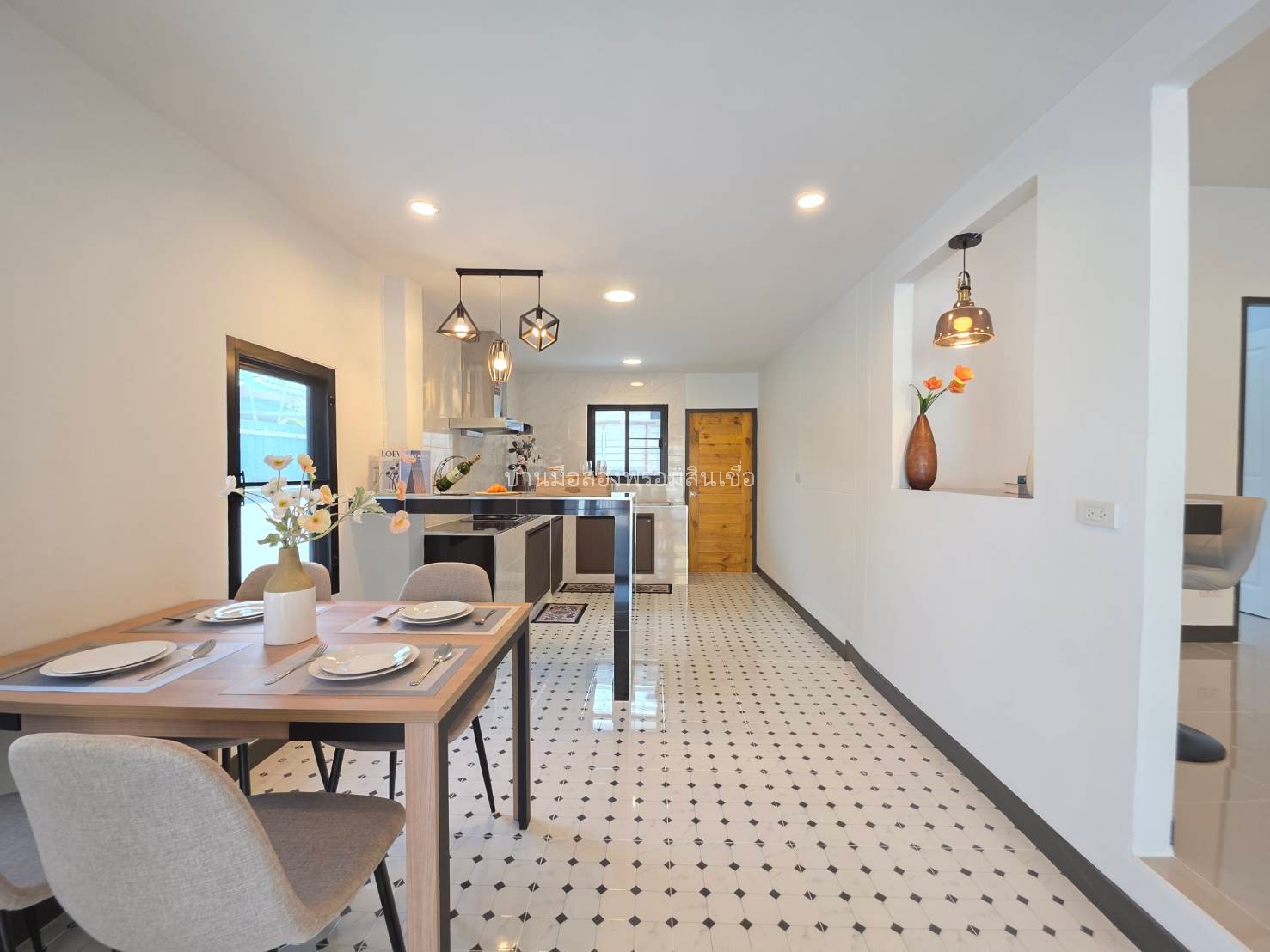 หมู่บ้านซื่อตรง ถนนสุวินทวงศ์ 29 15