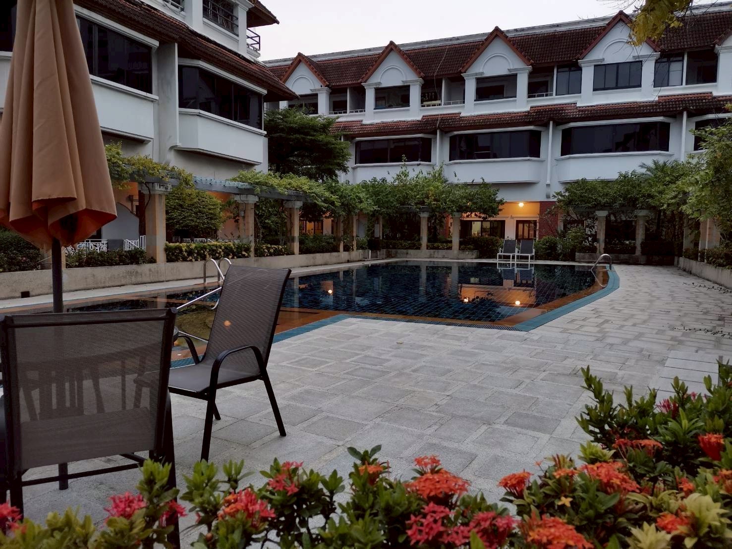 ให้เช่าทาวน์โฮม 5 ชั้น ระดับพรีเมี่ยม โครงการ Lotus Point (เอกมัย 10 แยก 4) บ้านสวย บรรยากาศดี (N.2177) 3