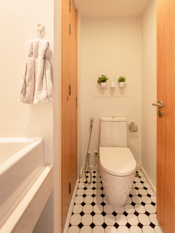 The Nest Ploenchit | Newly Renovated 1BR in Prime CBD — Move-in Ready Tel 062-992-5599 8