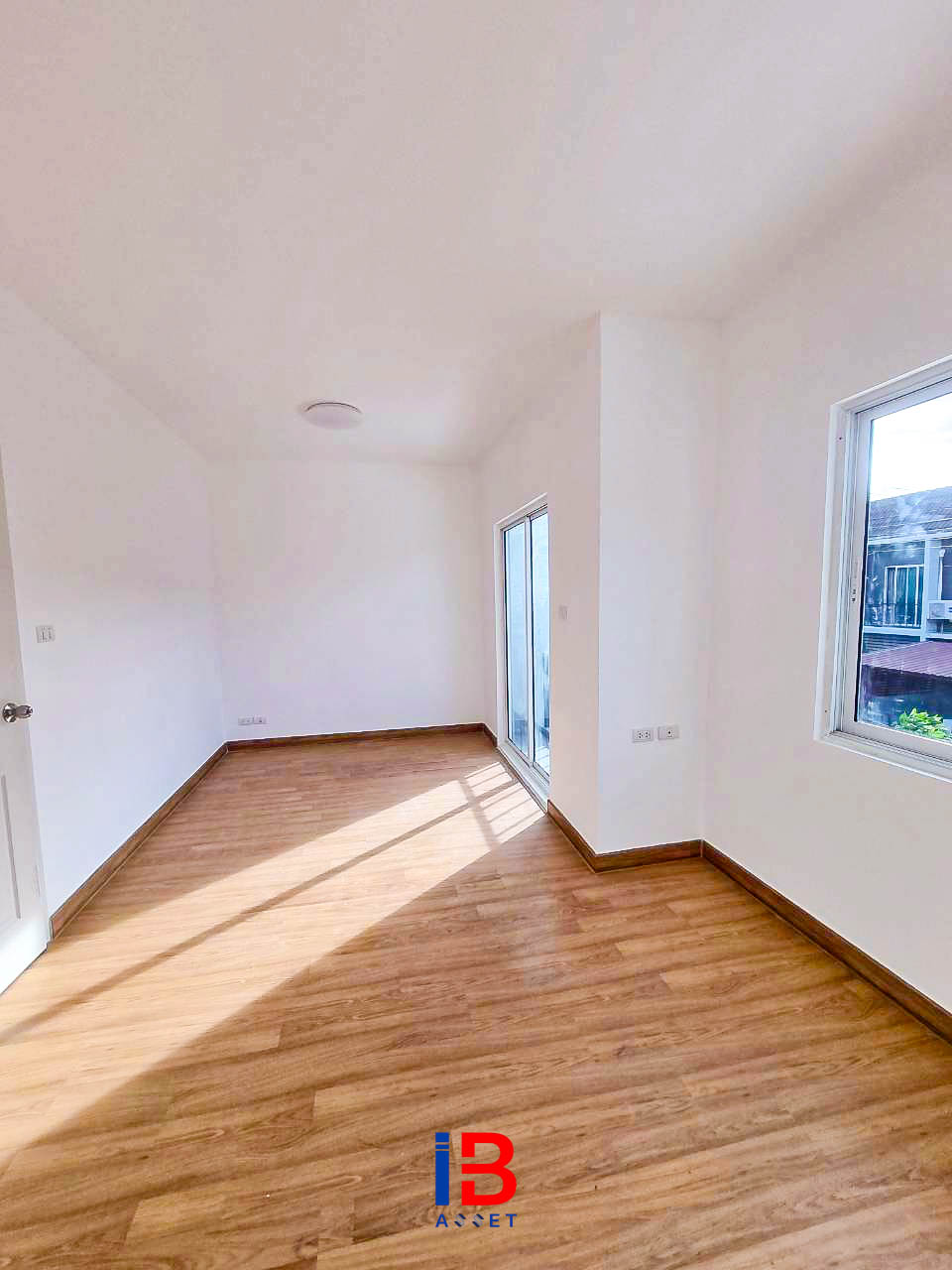 ✨ บ้านหลังแรกที่เป็นไปได้! 🏡 อารียา เดอะคัลเลอร์ ไทรน้อย สวย ครบ คุ้ม ในที่เดียว 📍 14