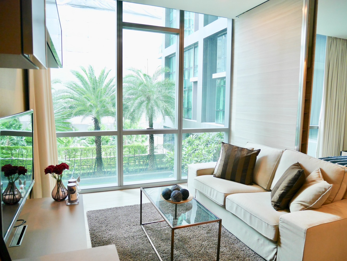 THE ROOM SUKHUMVIT 21 (ASOKE) 15