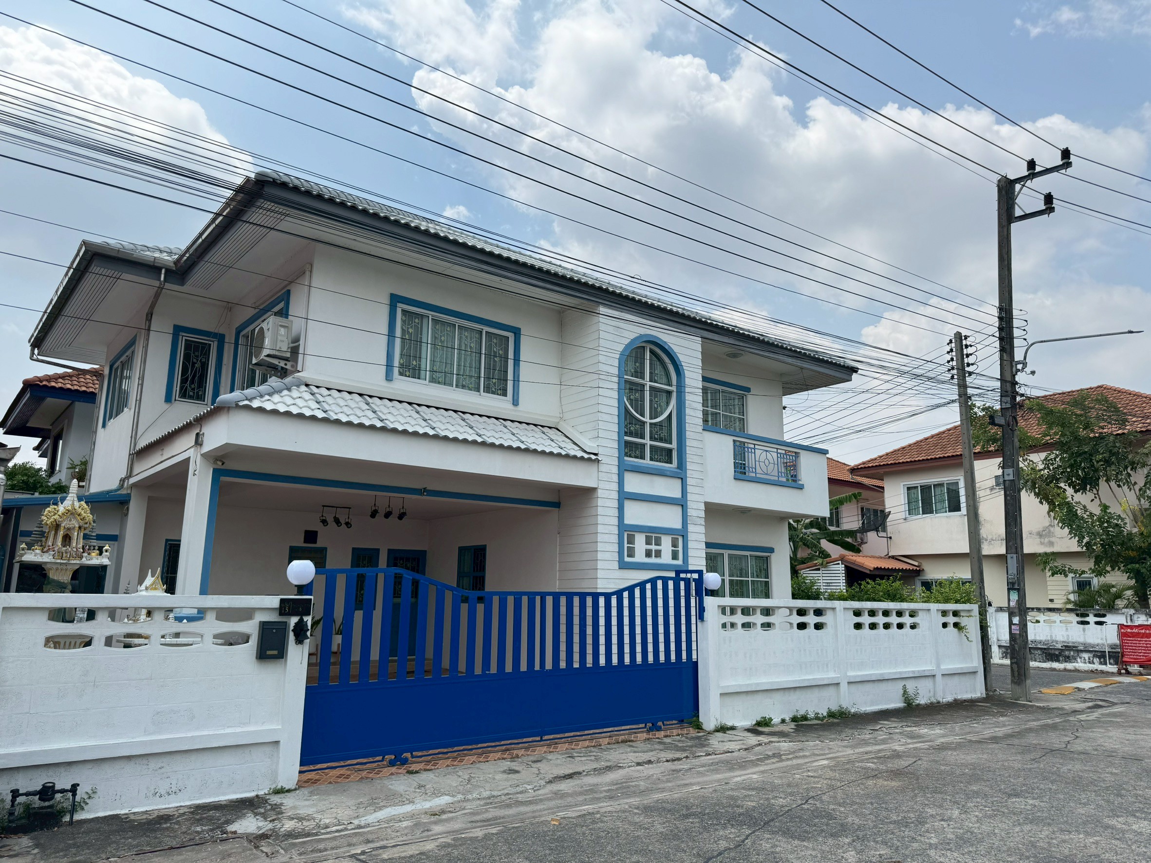 ขายบ้านสายไหม-หทัยราษฎร์บ้านเดี่ยวหลังริม หน้าบ้านไม่ติดใคร บ้านทองสถิตย์8 บ้านเดี่ยว2ชั้น หทัยราษฎร์ ต.ลาดสวาย อ.ลำลูกกา50.9ตารางวาราคา 4,690,000 บาท 3