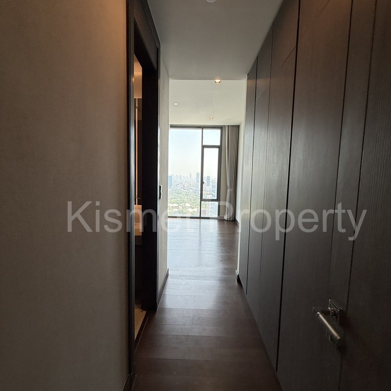 For SALE Q1 Sukhumvit 4beds size 296 sq.m. 13