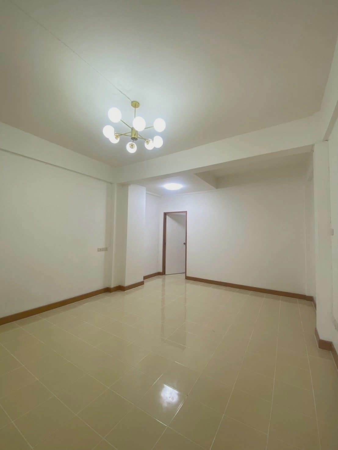 บ้านทาวน์โฮม2ชั้น 2ห้องนอน 2ห้องน้ำ 3
