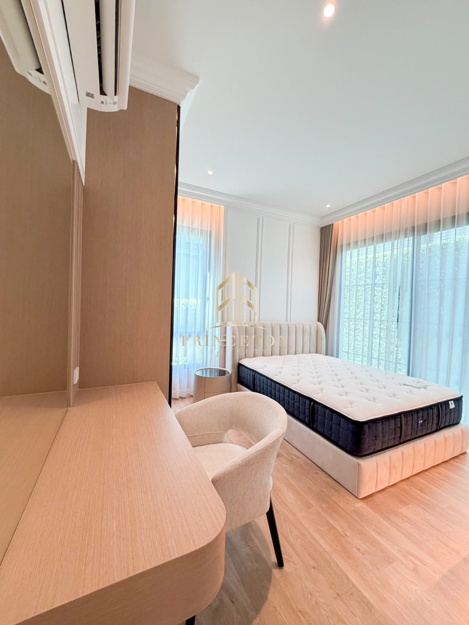 Luxury house Narinsiri rama 9 krungthep kreetha 10