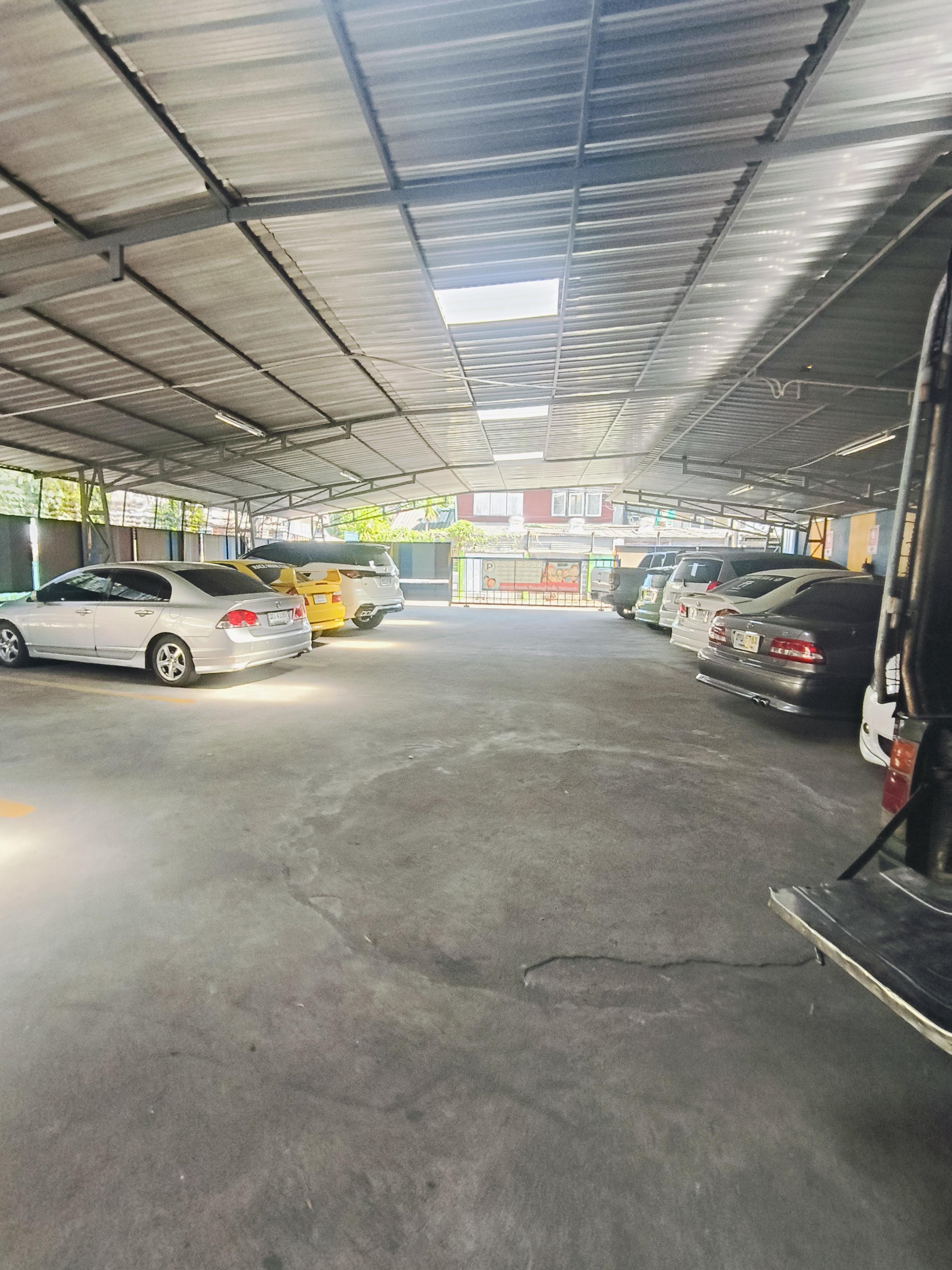 อาคารสำนักงาน 5 ชั้นลาดพร้าว 101 14
