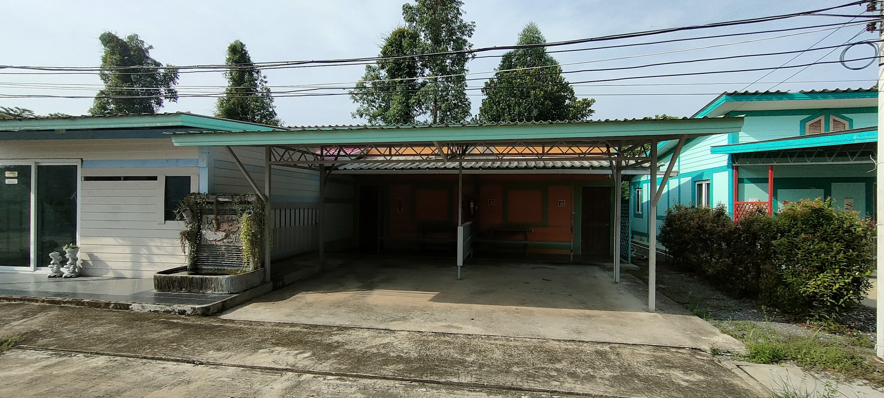 BUSINESS RESORT FARM OF FRUITS of various of Thai Fruits , area 16,164 sqmขายกิจการห้องพักและสวนผลไม้ไทยฉ่ำๆ ชนแดน เพชรบูรณ์ 10 ไร่ 11