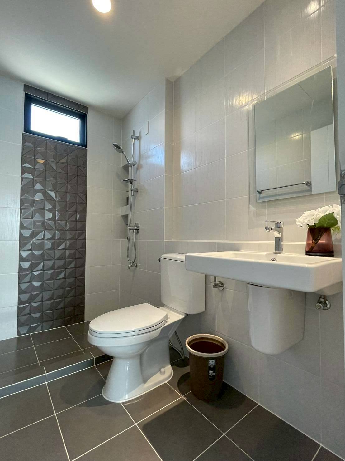 ให้เช่าบ้านแฝด 2 ชั้น หมู่บ้านอณาสิริ บางนา บ้านหน้าสวน ติดสโมสร เฟอร์นิเจอร์ครบ พร้อมอยู่ (N.1979) 8