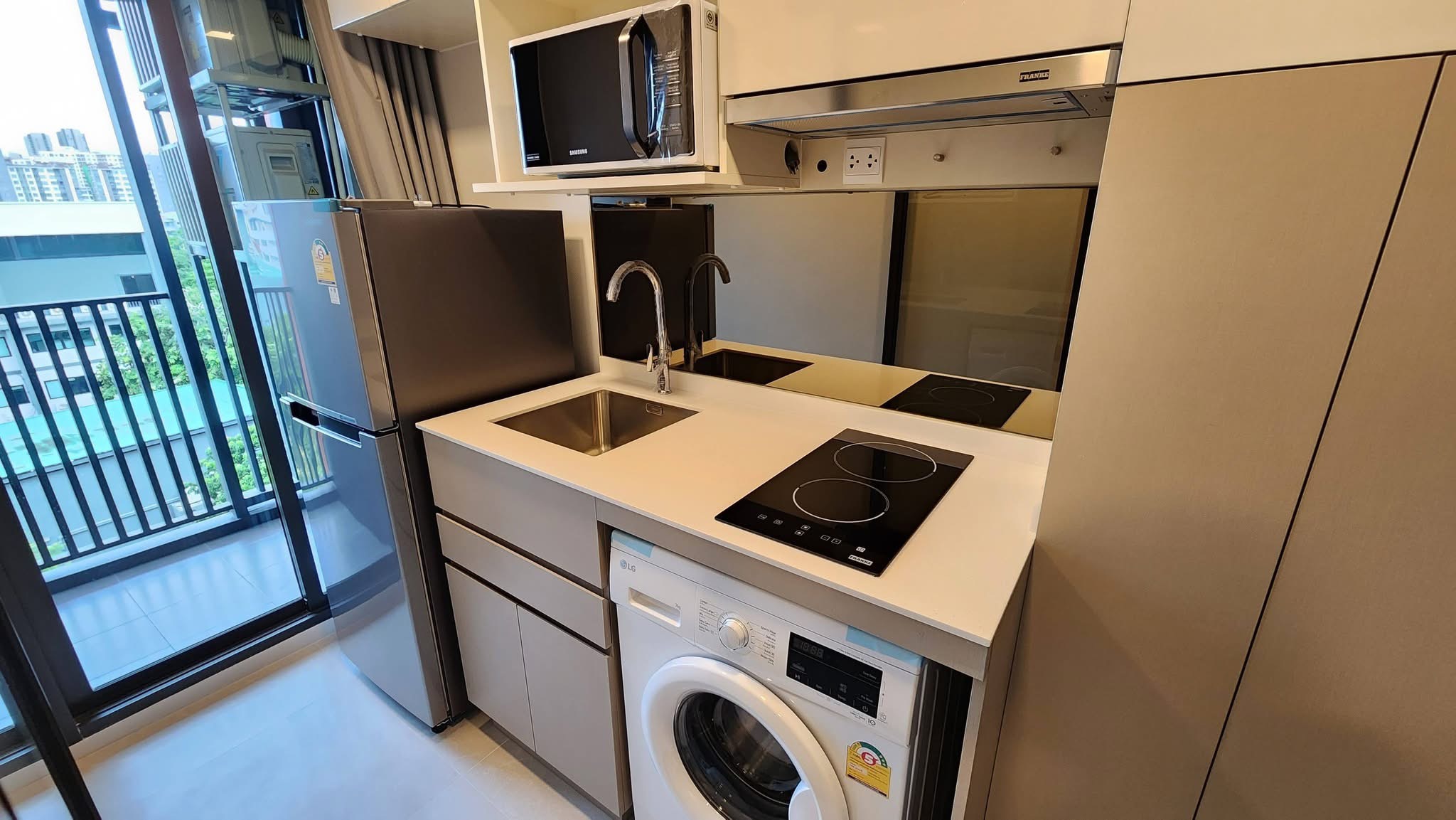Condo the privacy s101 5