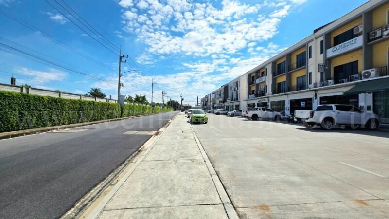 อาคารพาณิชย์ 3 ชั้น เดอะ คอนเนค @ รังสิต-อเวนิว ทำเลค้าขาย 7