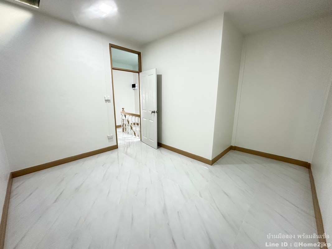 หมู่บ้านสินธานี 1 นวมินทร์ 18