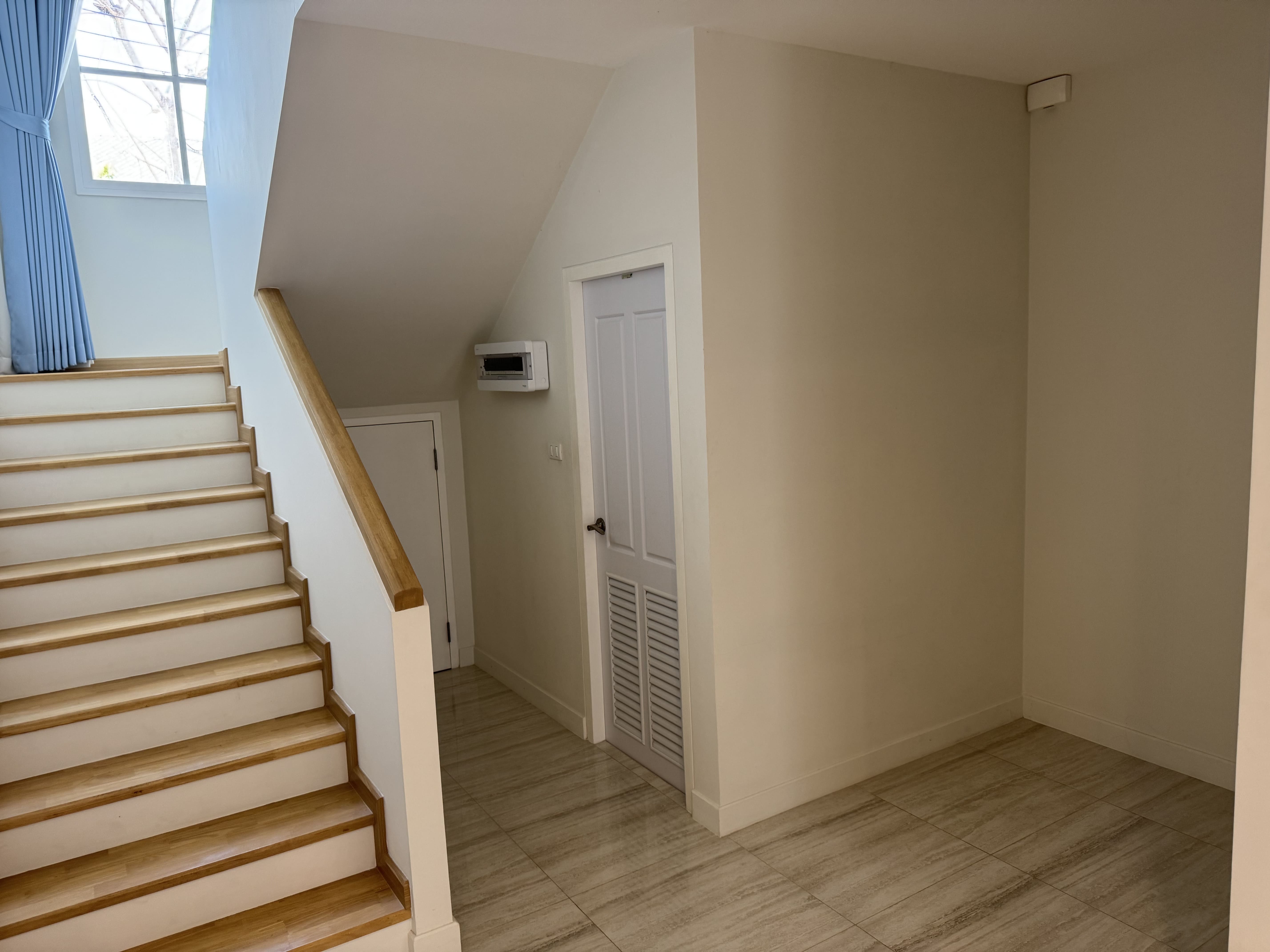 บ้านเดี่ยว Palm Ville ปาล์มวิลล์ แยกข่วงสิงห์ - โชตนา 6