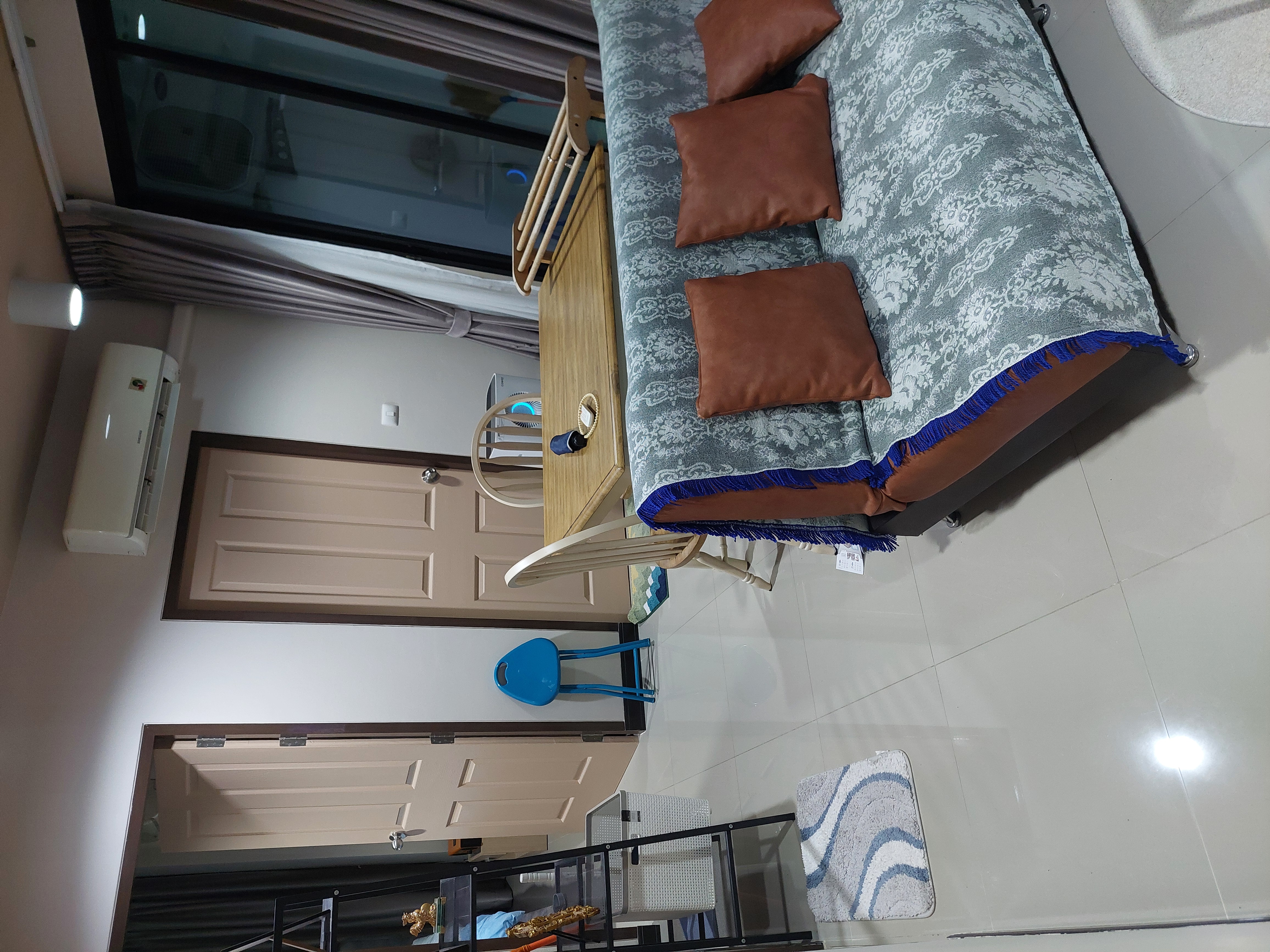 ขายคอนโดชาโตว์ อินทาวน์ 2 ห้องนอน รัชดา 10 11