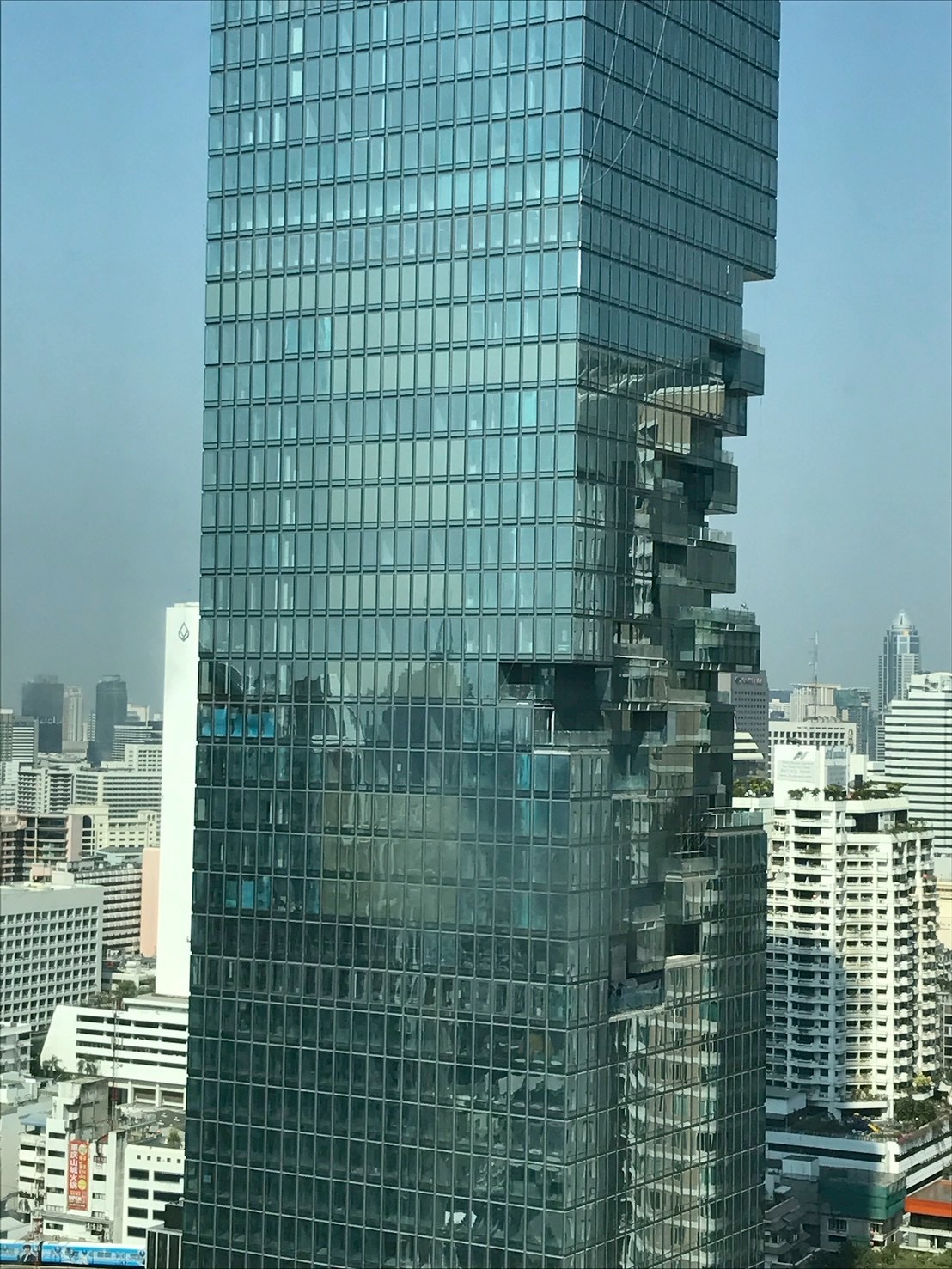 Furnished room for rent on Sathorn Road at Silom Suite Condo opposite the AiA Sathorn Tower very close to BTS St.Louis 10