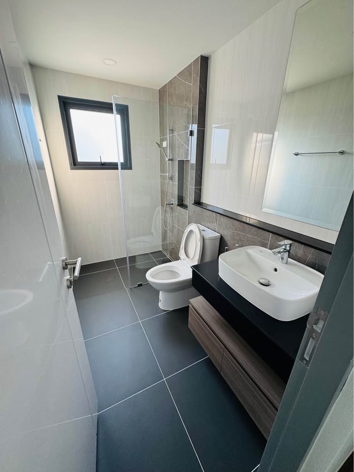 For Rent: 4 Beds 5 Baths House The City Bangna 10