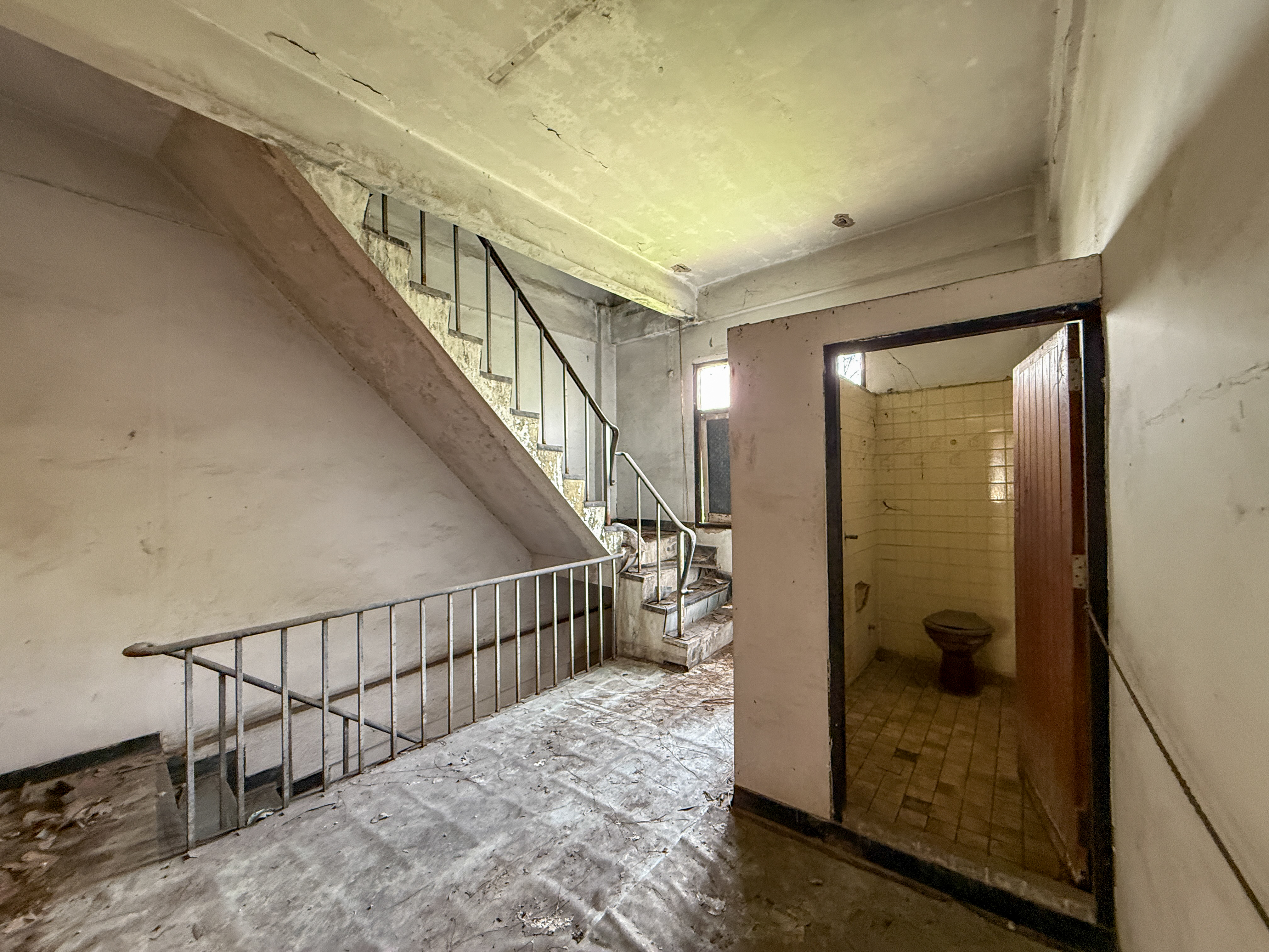 ให้เช่าที่ดินพร้อมสิ่งปลูกสร้าง 658 ตรว ,ติดถนนสาธุประดิษฐ์ เหมาะแก่การพักอาศัย และร้านคาเฟ่ ,ร้านอาหาร 13