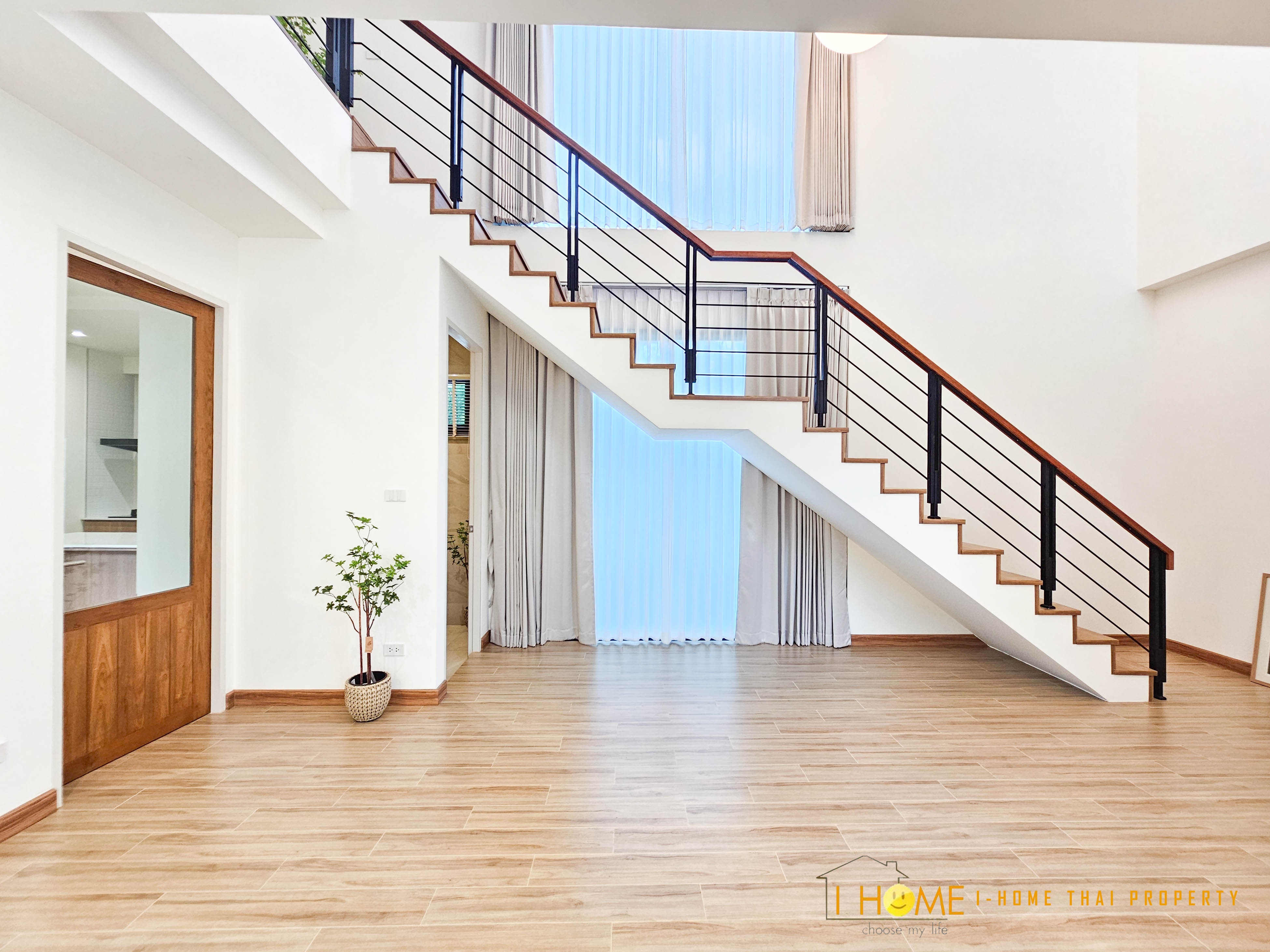 ขายบ้านเดี่ยวในโครงการใกล้สนามบินเชียงใหม่ 7.9ล้านฟรีโอน 8