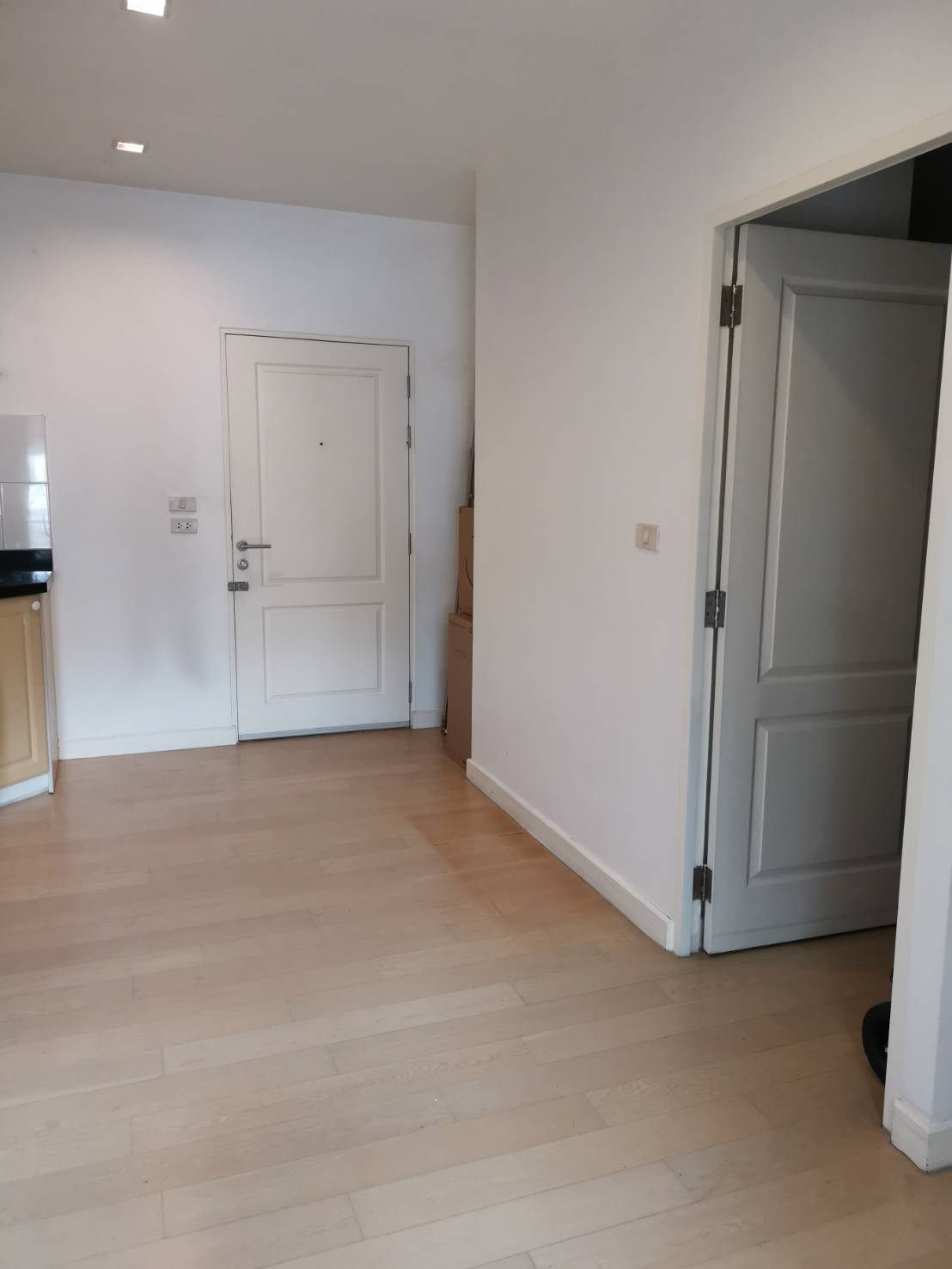 ขายคอนโดมิเนียม ใจกลางกรุงที่ออกแบบสไตล์เมดิเตอร์เรเนียน ขนาด 1 ห้องนอน พร้อมอยู่ ติด MRT รัชโยธิน สระว่ายน้ำระบบเกลือ วิวสวน สงบ ร่มรื่น ปลอดภัย 11