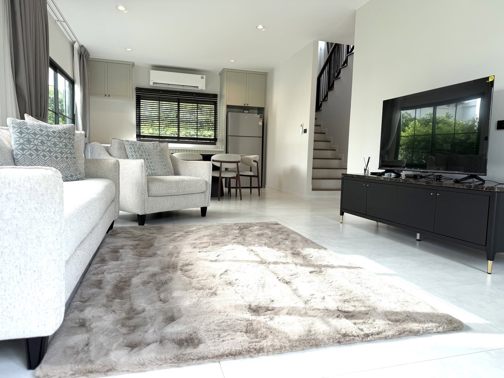 ให้เช่าบ้านหรูย่านบางนา ขนาด 4 ห้องนอน โครงการเศรษฐสิริ บางนา กม.10 พร้อมเข้าอยู่ ใกล้คลับเฮ้าส์ 5