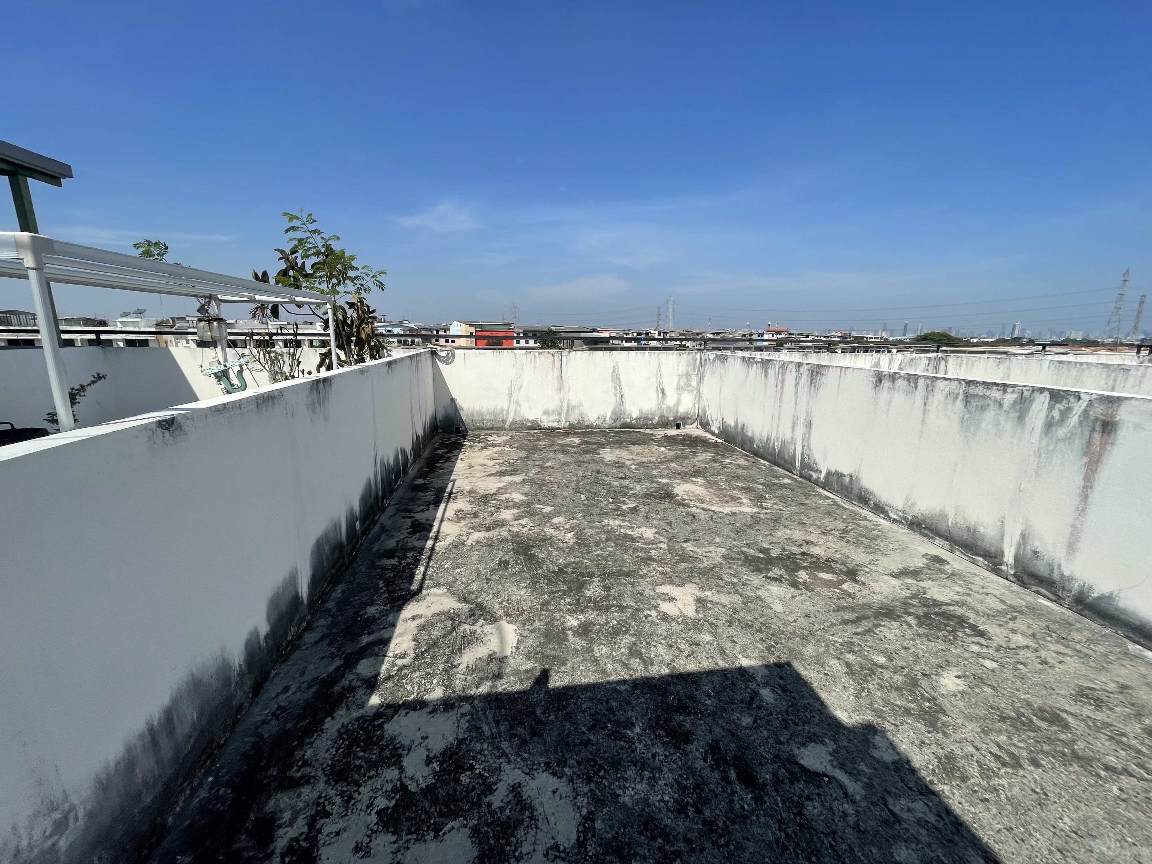 บ้าน-อาคารพาณิชย์, ทาวน์โฮม มีดาดฟ้า 15