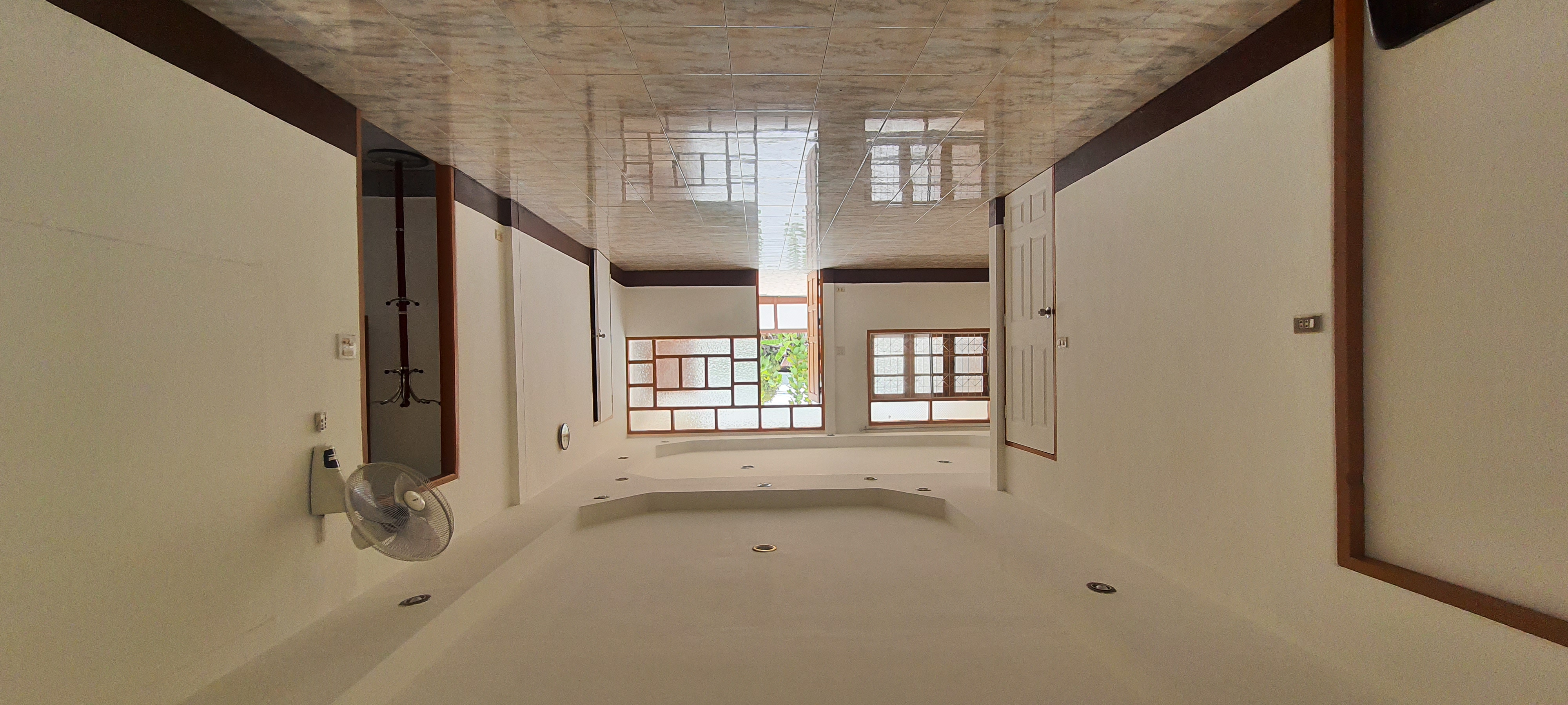 บ้านเดี่ยวหลังใหญ่4น้ำ 3นอน 8