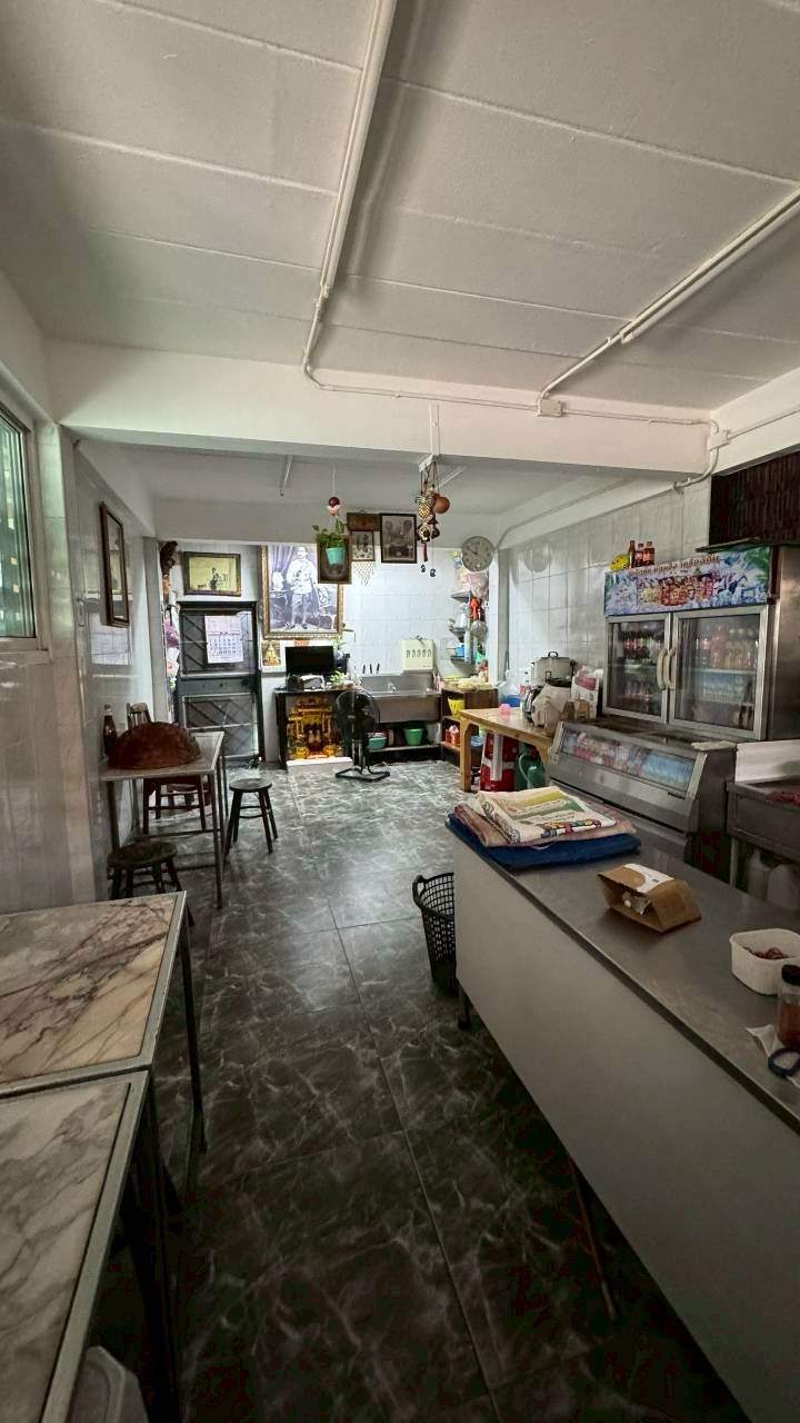 ขายบ้าน 2 ชั้น หมู่บ้านรุ่งเรืองเฮ้าส์1 คลอง4 ลาดสวาย ถนนพระองค์เจ้าสาย 5