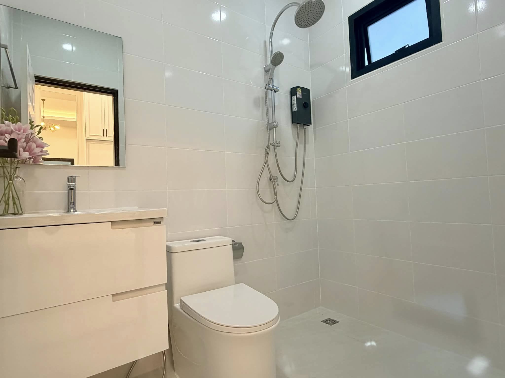 Selling New Pool Villa Pattaya 7.99 M 6