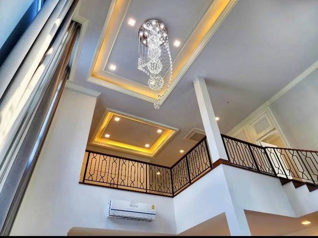 ให้เช่า บ้านหรูพร้อมอยู่ ใกล้ BTS สวนหลวง ร.9 Palazzo Srinakarin บ้านหรู พร้อมอยู่ 2